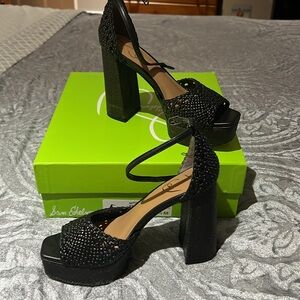 Sam Edelman Black Beaded Platform Block Heel Sandals Excellent condition